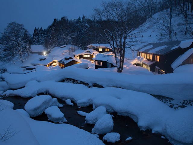 Experience visiting fantastical winter hot springs in Nyuto Onsen! 日本の旅情報