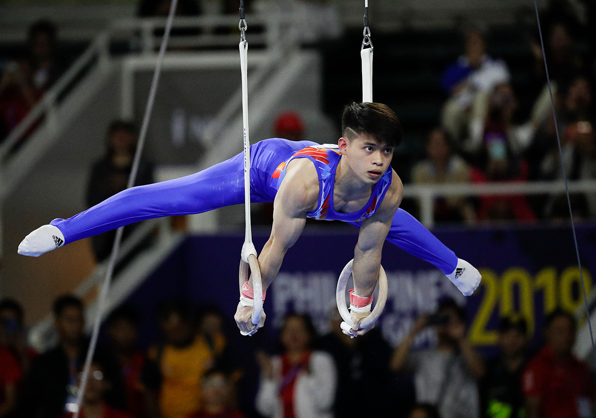 母国に金メダルをもたらす フィリピン体操界のエース カルロス ユーロ選手の数奇な二人三脚 Yubisashi 旅の指さし会話帳